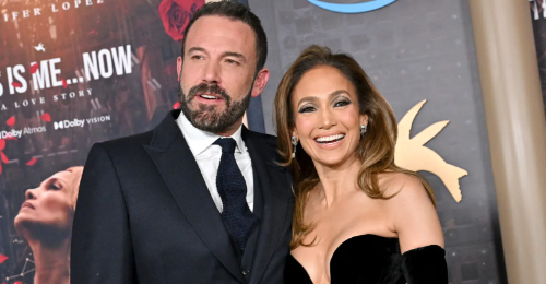 Ben Affleck spotted without wedding ring amid Jennifer Lopez divorce rumors